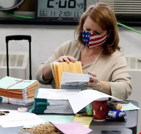 بعد ان أعيد فرز الأصوات .. جريدة نيويورك تايمز تعلن أمس عن الفائز  الجديد في ولاية جورجيا قبل أن تعلن رسمياً !