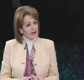 عبد الواحد تعلن جمع 100 توقيع للنواب لربط رواتب الاقليم ببغداد مباشرة