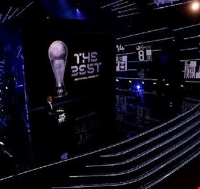 فيفا يرشح 11 لاعبا لنيل جائزة أفضل لاعب في العالم لعام 2020