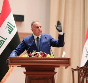 الحلقة العاشرة.. المحتجون أول من رفع صور الكاظمي في ساحات وميادين تشرين الثائرة،  وليس غيرهم