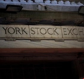 وول ستريت تترقب مؤشرات اقتصادية مهمة