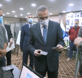 تأكيداً على حرصه وإلتزامه بإجراء إنتخابات حرة وشفافة في موعدها المقرر ..الكاظمي يزور المفوضية ويشدد على اهمية اقرار البرلمان قانون تمويل الانتخابات