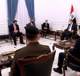 الكاظمي يتطلع إلى مساعدة بريطانيا لإجراء انتخابات 