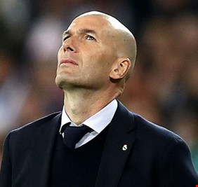 زيدان يواجه شبح الإقالة