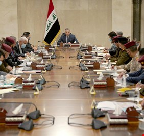 الكاظمي يشيد بلجنة الأعرجي المكلفة بأحداث الناصرية، ويعلن عن إحتواء الإزمة في ذي قار