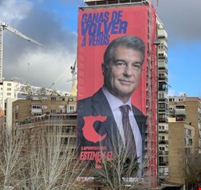 استفزاز أم دعابة؟.. ريال مدريد يعلق على لافتة مرشح برشلونة