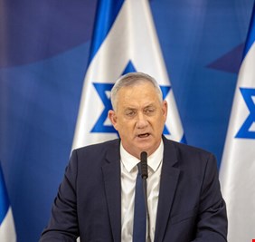 وزير الدفاع الإسرائيلي يكشف أنه زار كل الدول العربية سرا