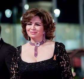 إلهام شاهين تتحدث عن تجربة صعبة مع الإخوان.. رشوة وتهديد