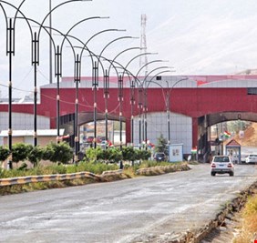 لأول مرة ومنذ 17 سنة .. رئيس وزراء عراقي يعطي أوامره بافتتاح مكتب للمنافذ الحدودية في اقليم كردستان