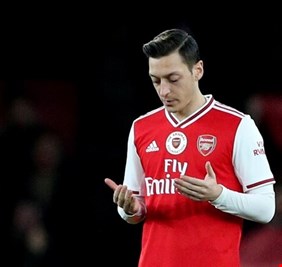 أوزيل يرد بكلمة واحدة حول نيته الانتقام من أرسنال