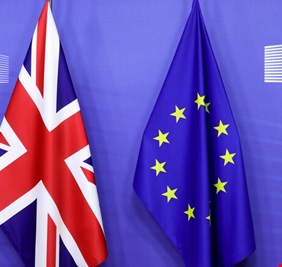 الاتحاد الأوروبي يصدق على اتفاق التجارة لما بعد 