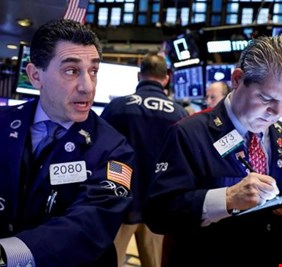 ختام الأسواق.. أسهم أمريكا وأوروبا تحلق ابتهاجا بوداع عام الجائحة