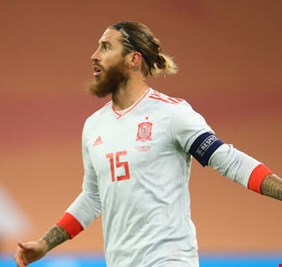 حيلة راموس لتمديد عقده دون التنازل عن الراتب