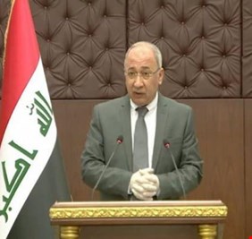 مصدر خاص لـ ( العراق اليوم) : رئيس الوزراء يأمر بتجميد عمل المستشار هشام داوود وفتح تحقيق بالتصريحات الأخيرة