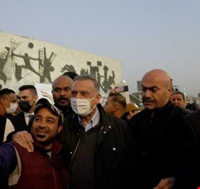 موقع إعلامي أميركي يؤشر تقدماً للكاظمي على حساب الجماعات المسلحة الناشطة خارج العملية السياسية ..