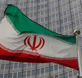 مسؤول برلماني إيراني: سيتم إخراج المفتشين الدوليين في حال عدم رفع العقوبات عن طهران بحلول 21 فبراير