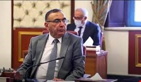 وزارة الكهرباء تنفي استقالة وزيرها