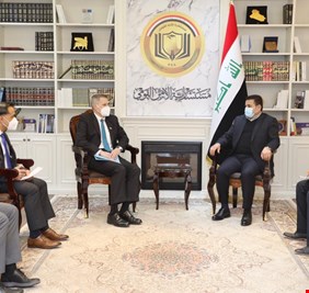 الأعرجي و السفير الأمريكي يبحثان القرار الصادر بحق الفياض