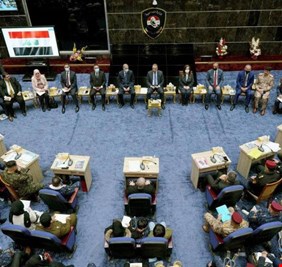 الكاظمي يتعهد لجرحى الداخلية بتلبية مطالبهم