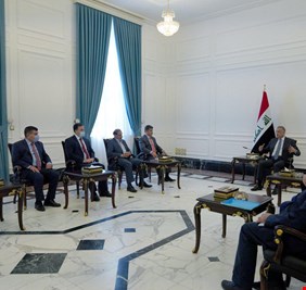 أربعة طلبات (خبيثة) يطرحها رئيس الإتحاد الوطني الكردستاني أمام الكاظمي