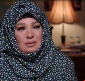 فيفي عبده تنهي الجدل حول ارتدائها الحجاب