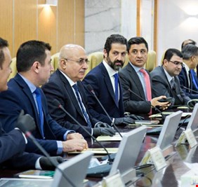 بعد اجتماع ’’إيجابي’’ مع اللجنة المالية.. وفد كردستان يتحرك صوب الكتل لتمرير حصة الإقليم بالموازنة