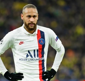 نيمار يثير الجدل بسبب الهداف التاريخي لباريس سان جيرمان