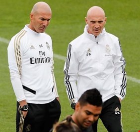 تصرف مفاجئ من زيدان خلال سقوط ريال مدريد في الدوري الإسباني