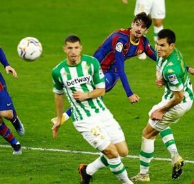 برشلونة يهزم ريال بيتيس في الوقت القاتل بهدف صاروخي لا يصد ولا يرد