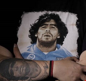 تطور جديد في قضية وفاة مارادونا..القضاء يفتح تحقيقا بحق ثلاثة أشخاص جدد