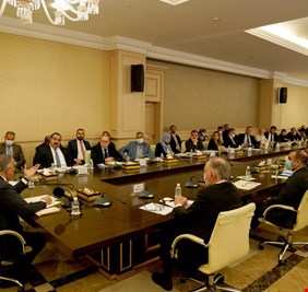 كيف نجح الكاظمي في تقديم موازنة معقولة ومقبولة، رغم أن موازنة العراق لعام 2021 أعقد وأصعب من موازنة امريكا ؟!