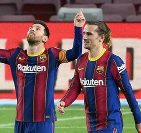 برشلونة يكتسح ألافيس بخماسية ويستعيد وصافة 