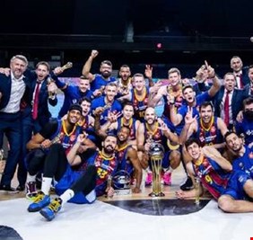 برشلونة يتوج بكأس إسبانيا لكرة السلة على حساب غريمه ريال مدريد