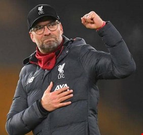 كلوب في طريقه لتدريب منتخب بلاده