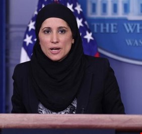 سميرة فازيلي.. سابقة تاريخية على منصة البيت الأبيض
