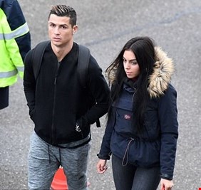 رونالدو وجورجينا يخضعان للتحقيق