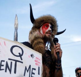 تعزيز الأمن في الكابيتول وسط مخاوف بشأن نظرية مؤامرة QAnon