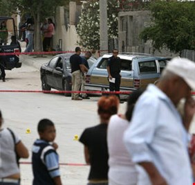 المكسيك.. حادث سير يكشف خيانة زوجية