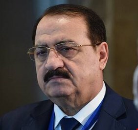السفير السوري ينفي نقل الأسد إلى موسكو للعلاج
