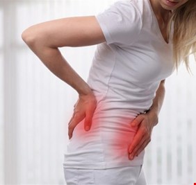 أعراض حصوات الكلى.. عليك بعصير الليمون والبرتقال