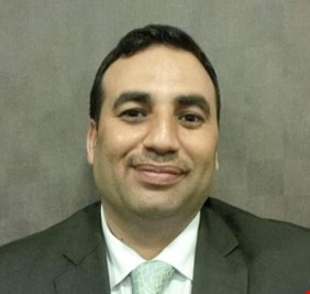 مستشار رئيس الوزراء: 6 شرائح ستشارك في حوار الكاظمي .. والعراق منقسم الى قسمين !