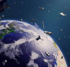 كيف تتسبب قطع صغيرة من خردة الفضاء في أضرار لا تصدق؟