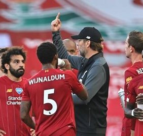 كلوب يفكر في التضحية بماني أو صلاح من أجل 