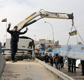 بتوجيه من الكاظمي .. رفع سيطرات جديدة في بغداد لتخفيف الزخم المروري