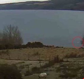 للمرة الرابعة.. ظهور جسم غريب ببحيرة لوخ نيس في اسكتلندا