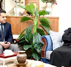 مستشار الأمن القومي السيد قاسم الأعرجي يزور عائلة الفقيد الدكتور ظافر فؤاد إلياهو ويقدم واجب العزاء