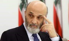 بعد مشاركته باحتفالية.. كورونا يصيب جعجع ووزير سابق