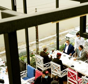 برفقة الغانمي والساعدي. وأبو رغيف.. الكاظمي يجري جولة في العاصمة بغداد