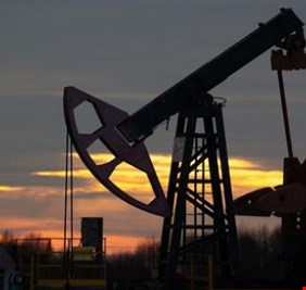 انتعاش النفط بدعم تفاؤل الطلب.. الأسعار تقفز 5 بالمائة