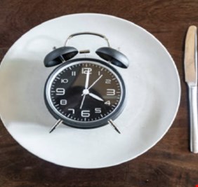 هل يمكنك الصيام إذا ظهرت لديك أعراض فيروس كورونا؟